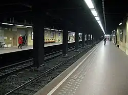 Het metrostation bij aanvang van de verbouwing in 2011.