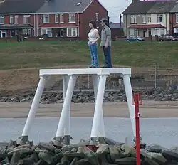 Couple (2007) in Newbiggin-by-the-Sea