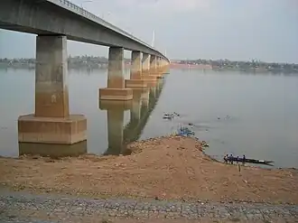 De brug tussen Mukdahan & Savannekhet