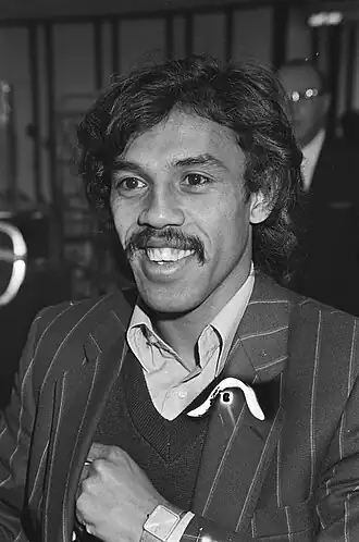 Simon Tahamata in november 1981