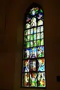 Glas-in-loodraam in de kerk van Simuna