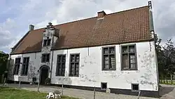 Voorgevel van het Boudelohof uit 1660 in Klein-Sinaai