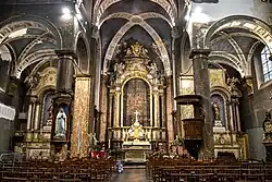 Priesterkoor en zijbeuken