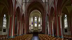 Schip en priesterkoor