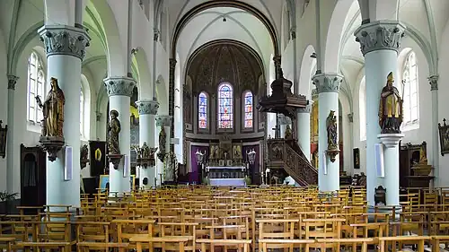 Schip en priesterkoor