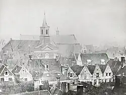 Panorama met de Sint-Dominuskerk in Speelmansstraat vanaf de Nieuwe Toren (1877)
