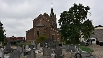 De kerk en het kerkhof