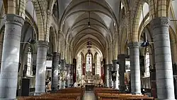 Schip en priesterkoor