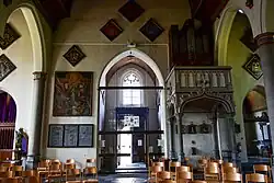 Achterzijde met kerkorgel