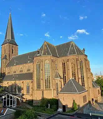 Oostzijde van de kerk