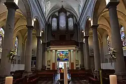 Achterzijde met kerkorgel