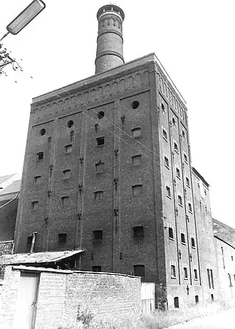 Gebouwen van de mouterij in 1978