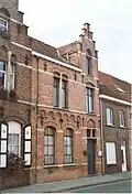 Samenstel van twee stadswoningen in historiserende stijl