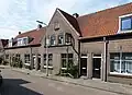 70 woonhuizen, een transformatorhuisje en een voormalige winkel. (Josephbuurt)