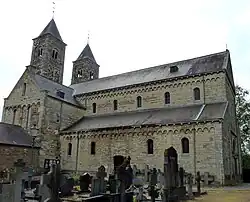 Noordzijde met kerkhof