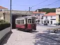 Sintra tram nr.4 verlaat de remise Banzão.
