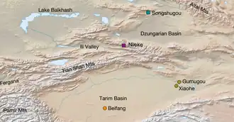 Tarimbekken met Qäwrighul (Gumugou) in het oosten