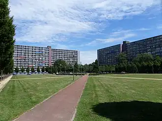 Galerijflats aan de Eisenhowerstraat in Limbrichterveld