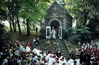 Openluchtmis bij de kapel, ca. 1975?