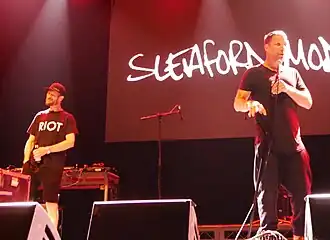 Sleaford Mods op Glastonbury 2019