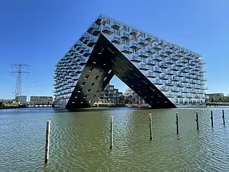 Het Sluishuis vlak na de opening in juli 2022