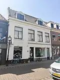 Winkel-woonhuis