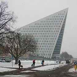 Stadsdeelkantoor Escamp in Den Haag, Rudy Uytenhaak, 2011