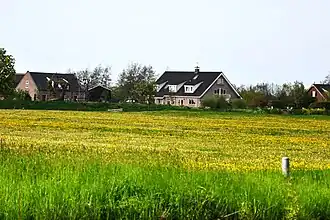 Snelrewaard, gezien vanaf de andere zijde van de Hollandse IJssel