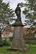 Standbeeld van Johannes van Nepomuk op het dorpsplein
