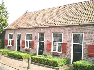 Het Oude Mannen en Vrouwenhuis aan de Eemstraat