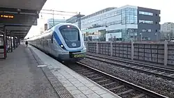 De pendeltåg naar het noorden.