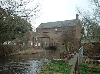 De watermolen, nu een restaurant.