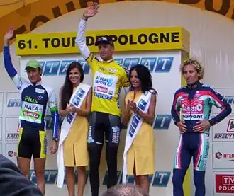 Ondřej Sosenka met Hugo Sabido (links) en Franco Pellizotti tijdens de Ronde van Polen 2004