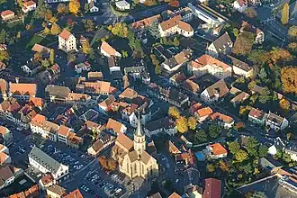 Centrum met de kerk Saint-Maurice