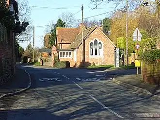 Gotische cottage (voormalige school).