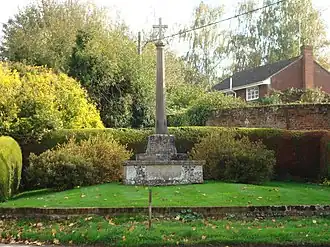 Oorlogsmonument in South Warnborough