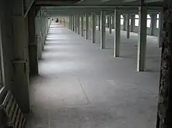 Eiffel III, 1e etage, vóór de restauratie