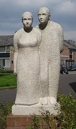 Bejaard echtpaar, Hoogwerfsingel (1989)