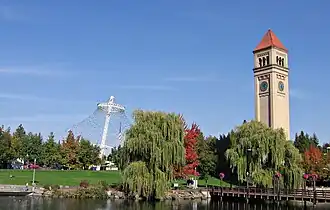 De klokkentoren van het Great Northern depot, onderdeel van de tentoonstelling