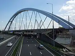 Naast het bestaande viaduct; mei 2016.