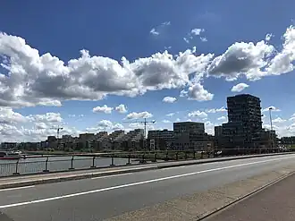 Zicht op de Sportheldenbuurt vanaf de Schellingwouderbrug in 2020.