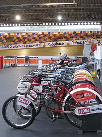 Derny's op het middenterrein