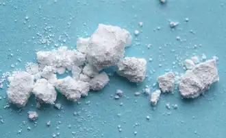 Strontiumoxide-poeder