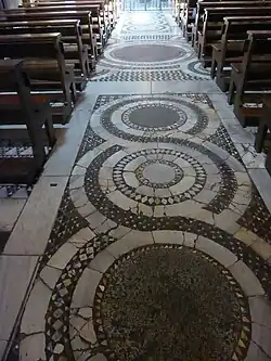 12de-eeuwse cosmatenvloer.