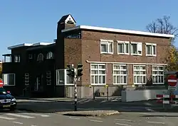 Vm. klooster Scharnerweg en Sint-Angelaschool
