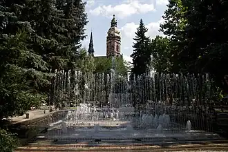 Hoofdpleinpark aan de Hlavná ulica, nabij de kathedraal.