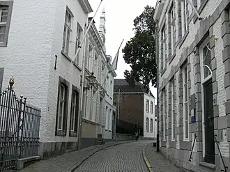 Kanunnikenhuizen aan het Sint Servaasklooster