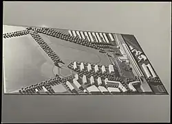 Stedebouwkundig ontwerp van Cornelis van Eesteren voor het Amstelstation (rechts) en omgeving; circa 1938.