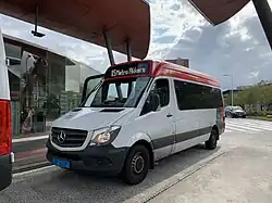 Bus 85 van Spijkenisse-Centrum via Vogelenzang naar De Akkers (2019)