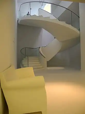 Wenteltrap in het nieuwe gedeelte